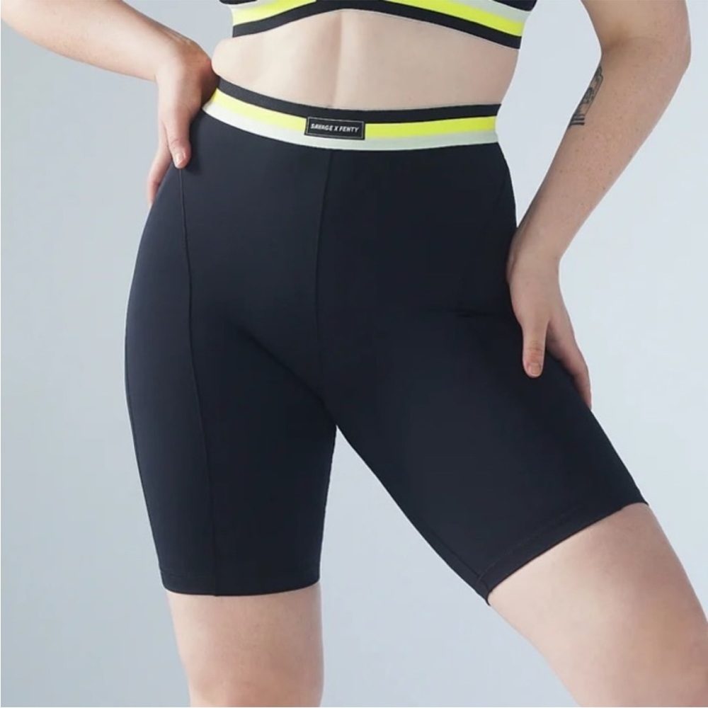 Savage x Fenty Biker Shorts Black Size XS